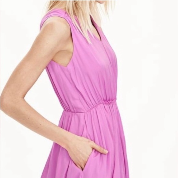 Banana Republic Sleeveless Goddess Dress in violet, size L12 - Picture 3 of 12